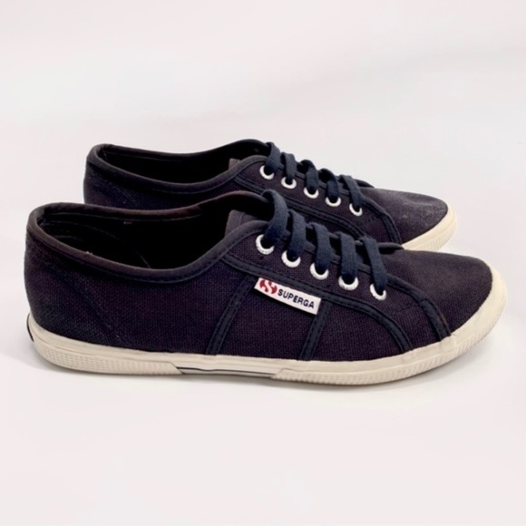 superga navy